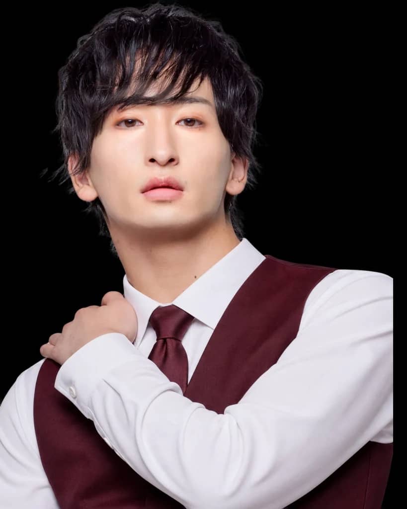 Black look to burgundy waistcoat — after AI try-on
