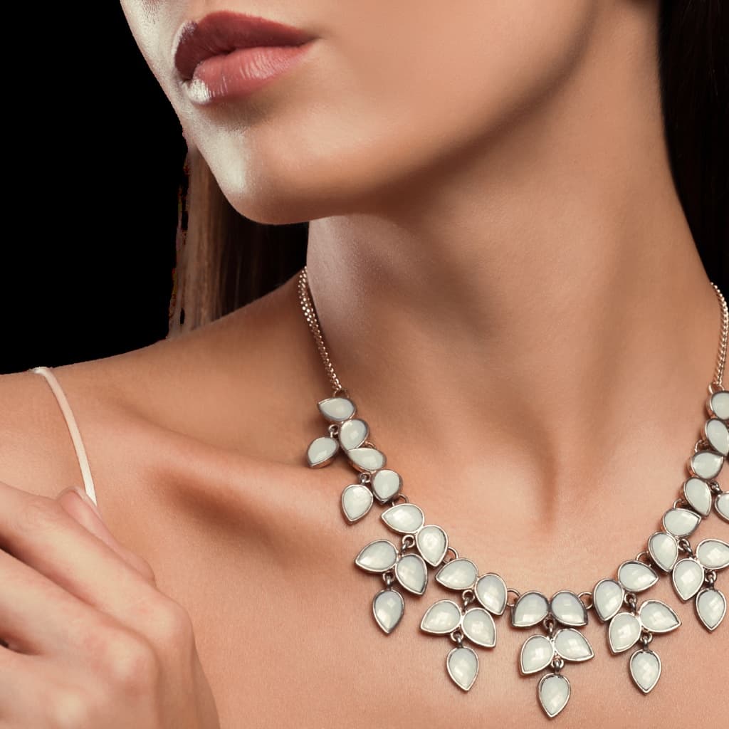 Bare neckline to layered gold jewelry — after AI try-on